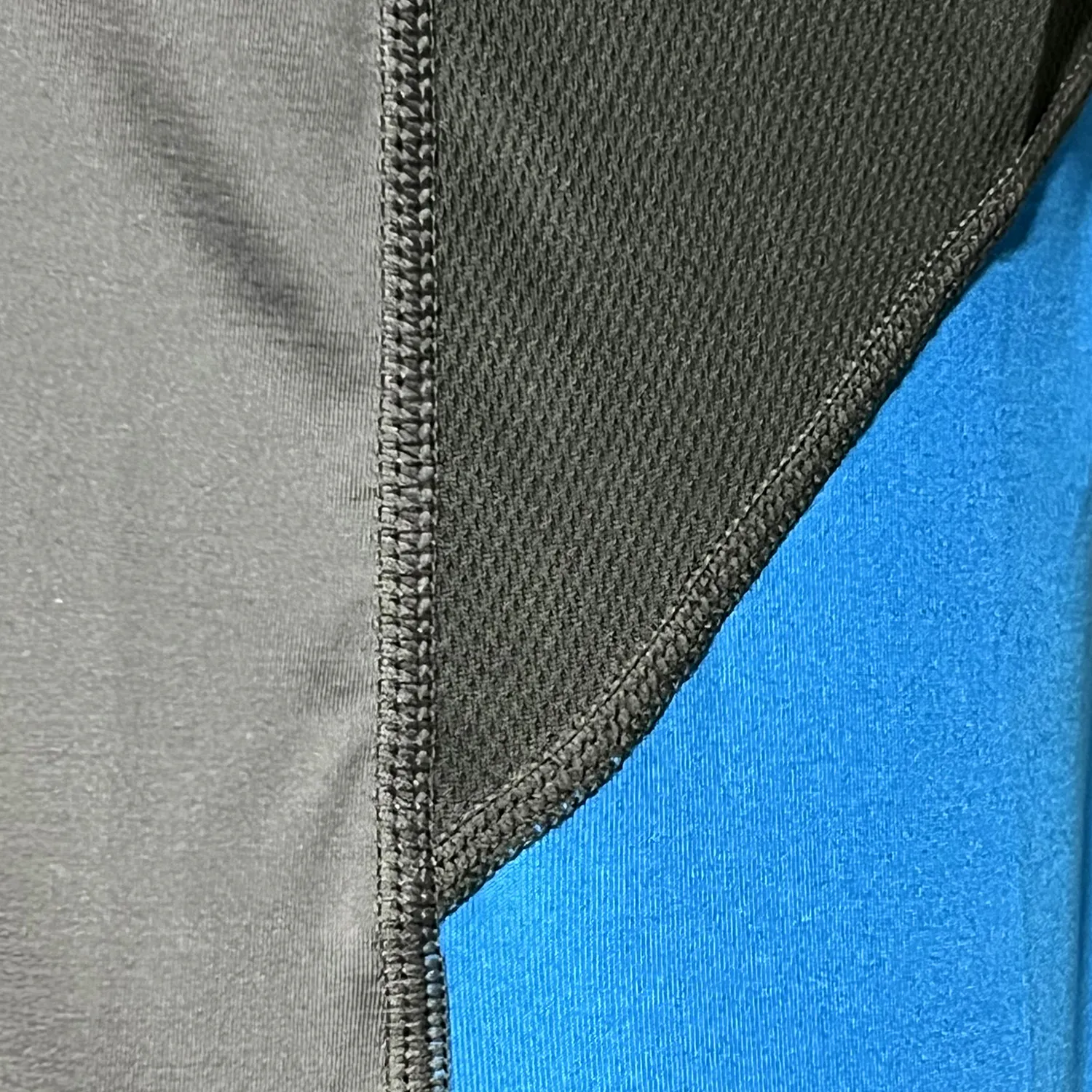 Optiparts Airmesh EX2542 top lycra manches longues UV50+