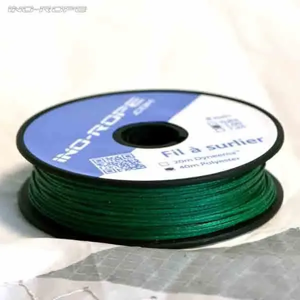 Ino Block fil à surlier polyester bobine 40 m 1 mm UV